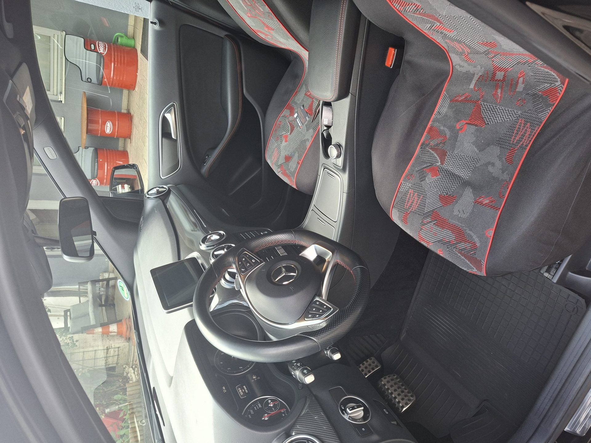 Mercedes-Benz B 220 nach der Fahrzeugaufbereitung bei BF Aufbereitung